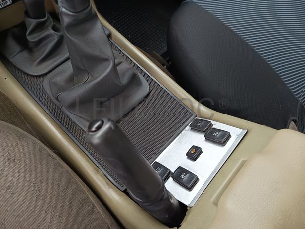 Land Rover Discovery · Ano 1995