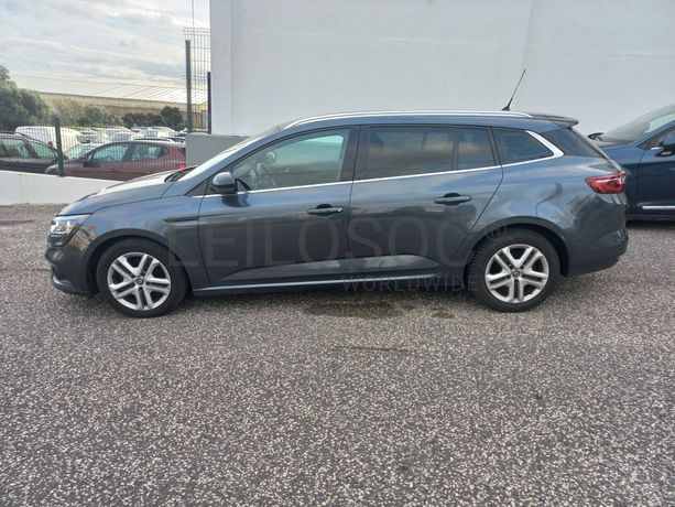 Renault Mégane IV Sport Tourer · Ano 2018