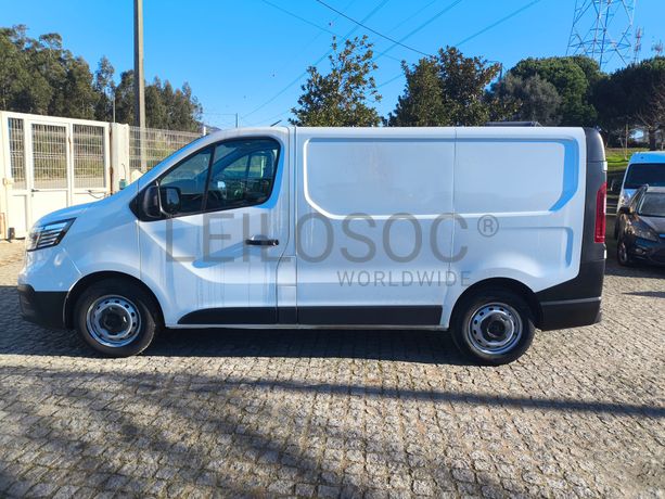 Renault Trafic 2.0 DCI · Ano 2022