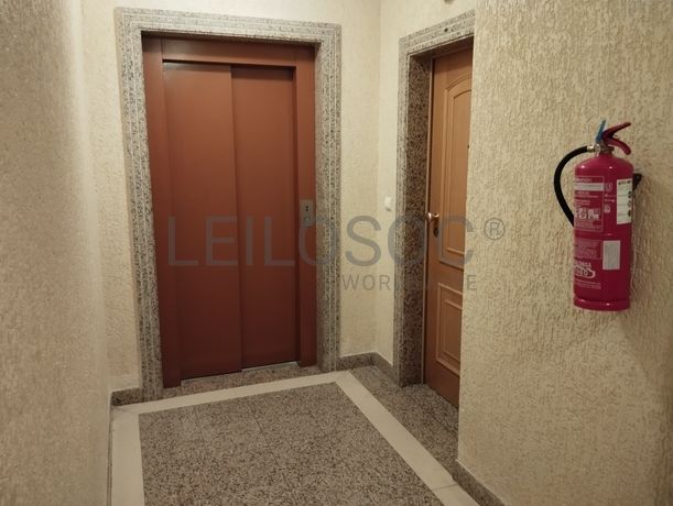 Apartamento T3 · Santa Iria de Azoia, Loures