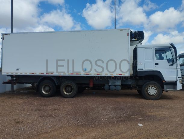 Camião frigorífico Sinotruk Howo 336