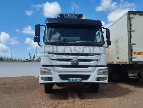 Camião frigorífico Sinotruk Howo 336