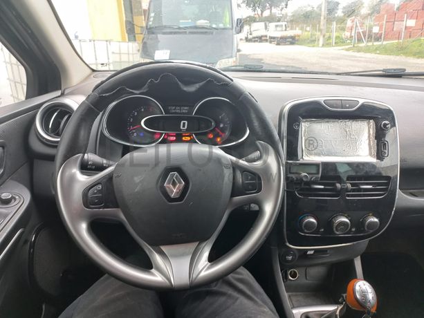 Renault Clio · Ano 2015