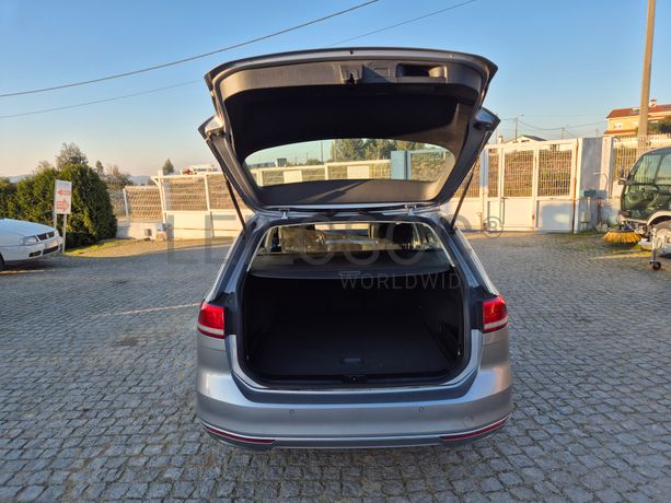 Volkswagen Passat Variant 1.6 TDI · Ano 2017