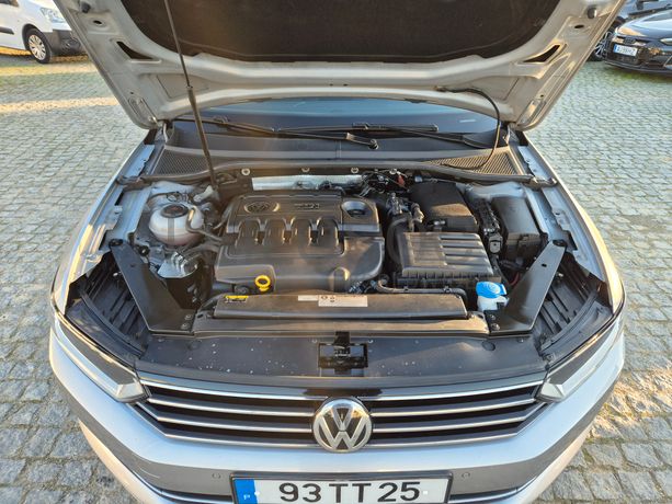 Volkswagen Passat Variant 1.6 TDI · Ano 2017