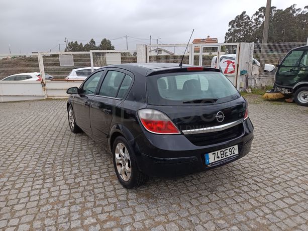 Opel Astra · Ano 2006