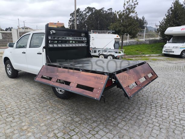 Toyota Hilux 2.5 d-4D · Ano 2008