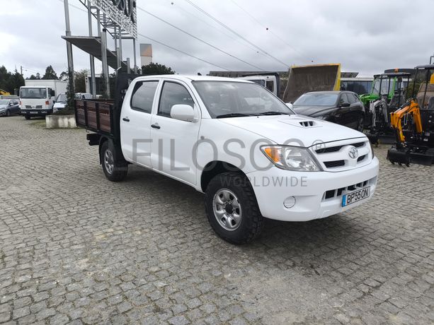 Toyota Hilux 2.5 d-4D · Ano 2008