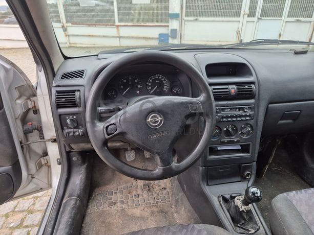 Opel Astra · Ano 2001