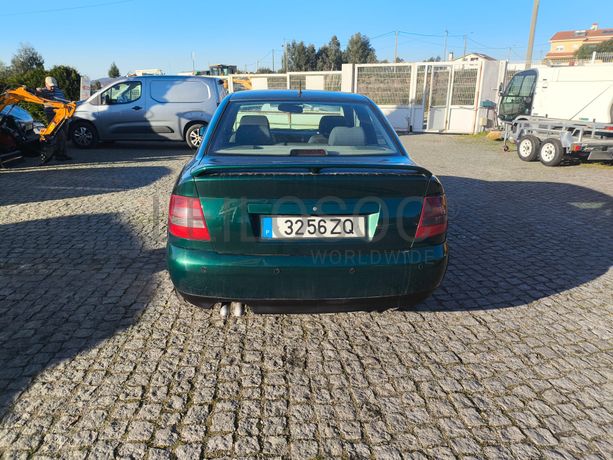 Audi A4 · Ano 1999