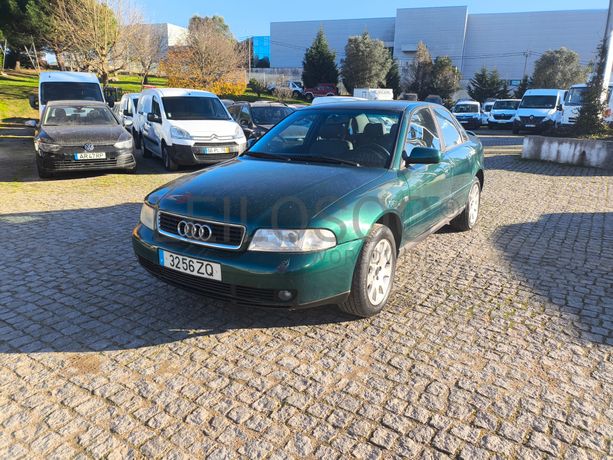 Audi A4 · Ano 1999