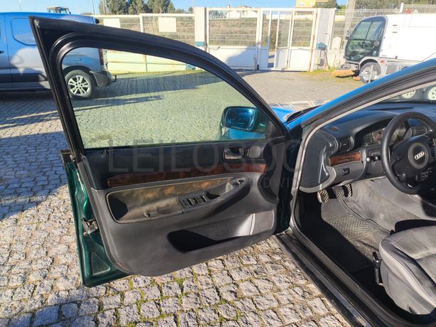 Audi A4 · Ano 1999