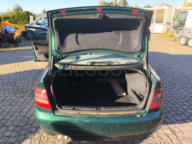 Audi A4 · Ano 1999
