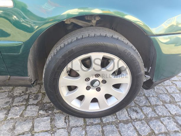Audi A4 · Ano 1999