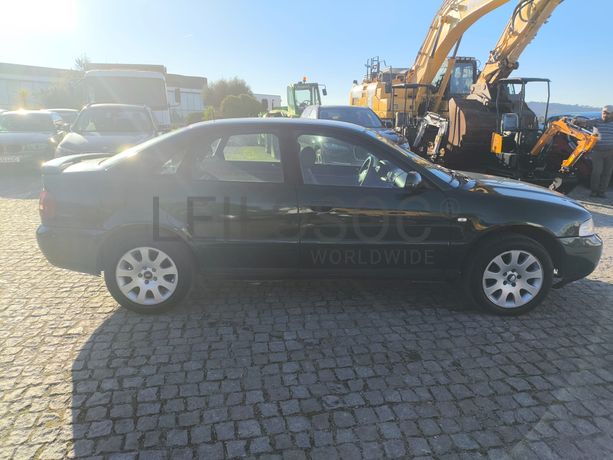Audi A4 · Ano 1999