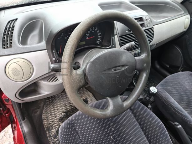 Fiat Punto · Ano 1999