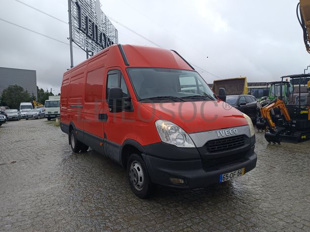 Iveco 35C15 · Ano 2013