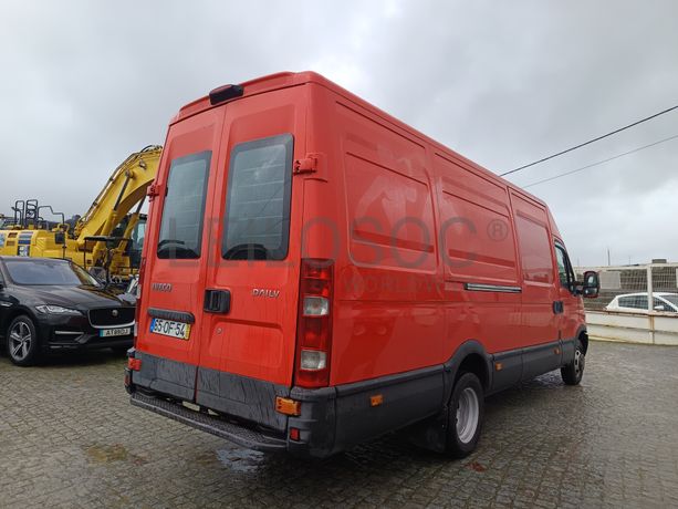 Iveco 35C15 · Ano 2013