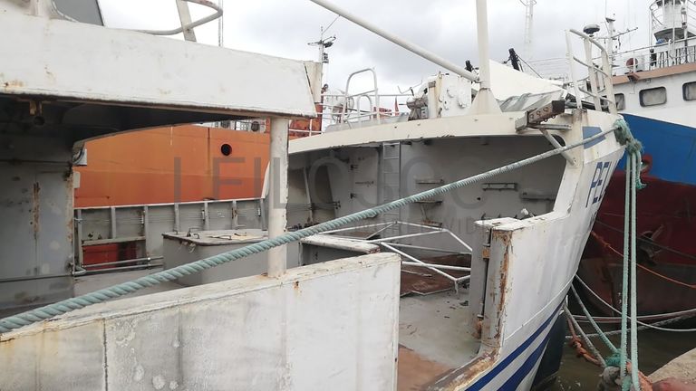 Atuneiro PELAMIS V - Longliner PELAMIS V