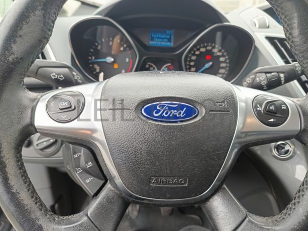 Ford Grand C-Max · Ano 2014 · 7 Lugares