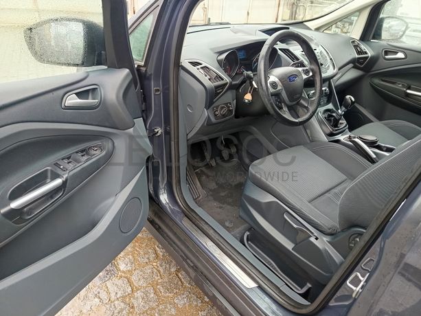 Ford Grand C-Max · Ano 2014 · 7 Lugares