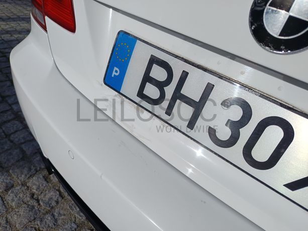 BMW 320D · Ano 2009