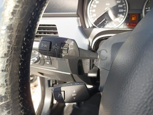 BMW 320D · Ano 2009