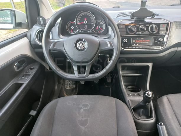 Volkswagen UP · Ano 2017