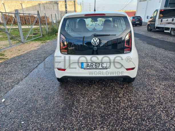 Volkswagen UP · Ano 2017