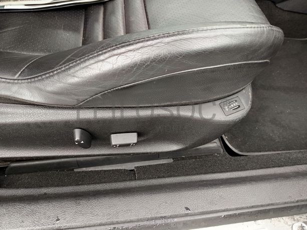 Peugeot 407 Coupé · Ano 2007