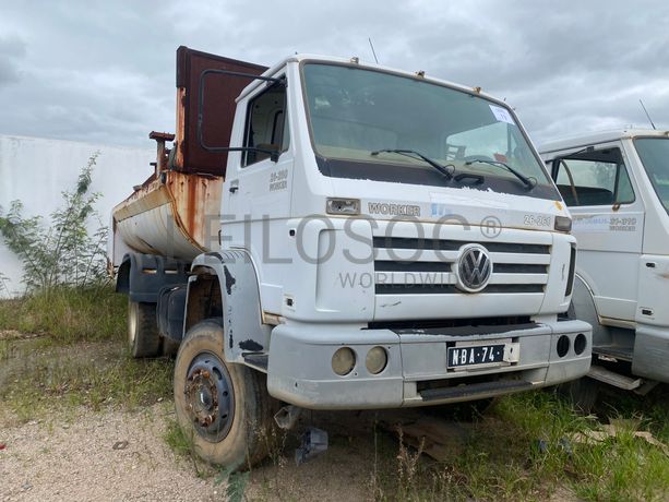 Camião Lubrificação-Abastecimento VOLKSWAGEN Worker 31-310 (10) (10)