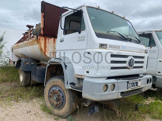 Camião Lubrificação-Abastecimento VOLKSWAGEN Worker 31-310 (10) (10)