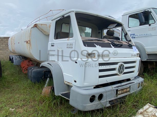 Camião Cisterna de Água VOLKSWAGEN Worker 31-310