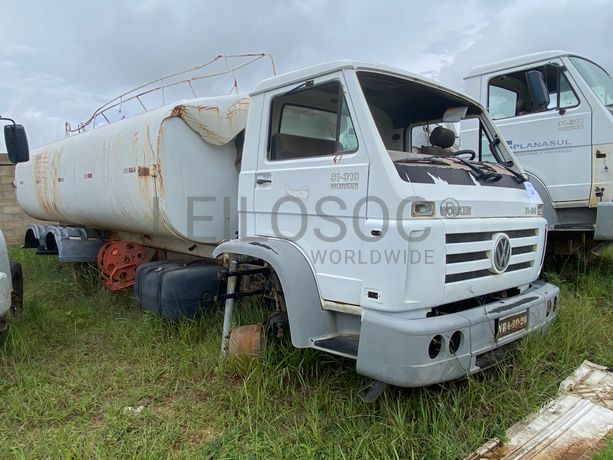 Camião Cisterna de Água VOLKSWAGEN Worker 31-310