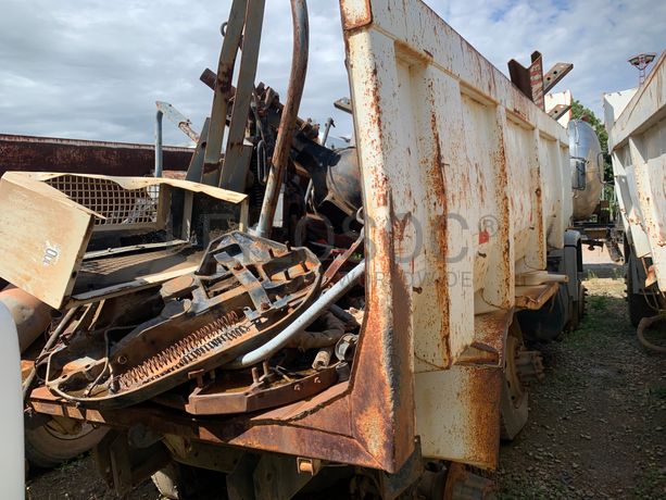 Camião Basculante VOLKSWAGEN Worker 31-310