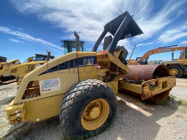 Cil. Auto-Prop. CATERPILAR CS 583 E (4)