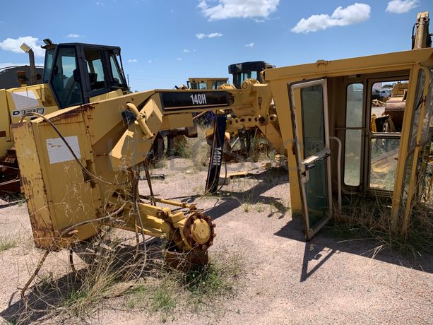 Motoniveladora CATERPILAR 140H