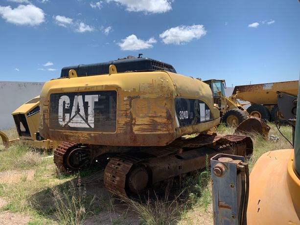 Escavadora CATERPILAR 324 DLN