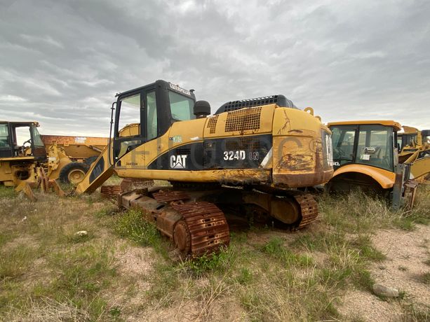 Escavadora CATERPILAR 324 DLN