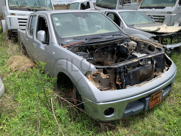 Veículo de Passageiros NISSAN NAVARRA