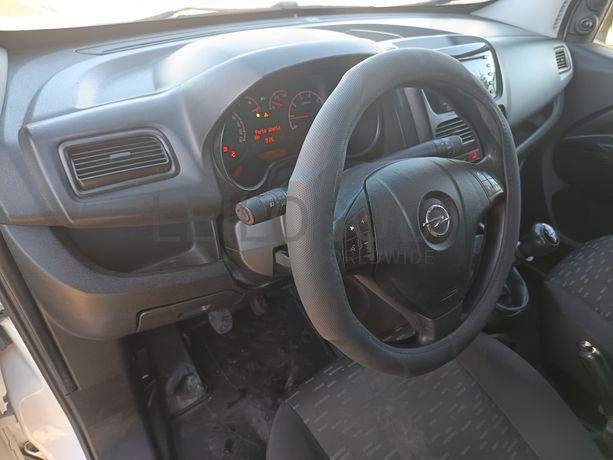 Opel Combo · Ano 2017