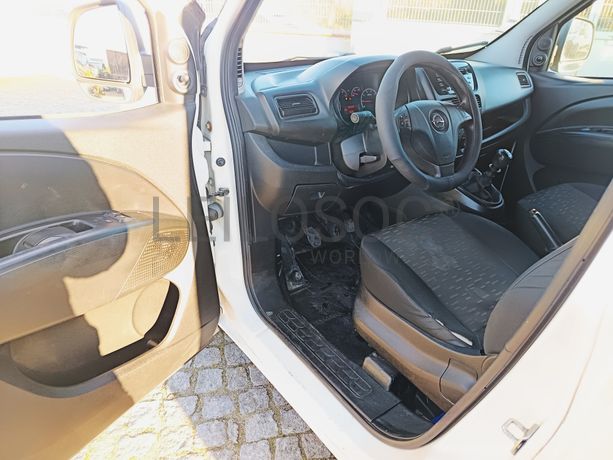 Opel Combo · Ano 2017