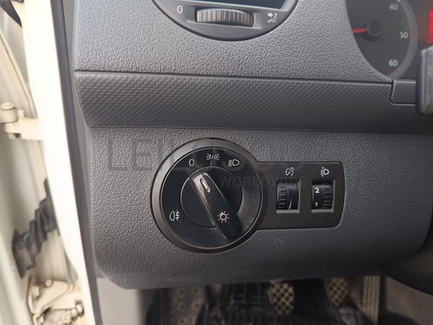 Volkswagen Caddy · Ano 2009