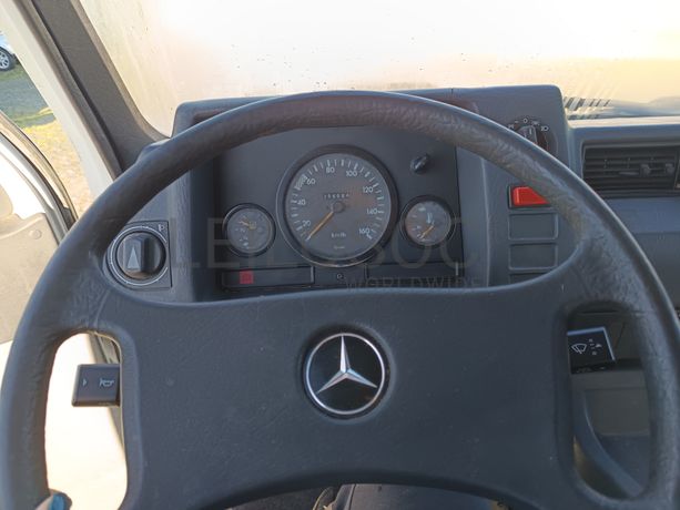 Mercedes-Benz 100D · Ano 1994