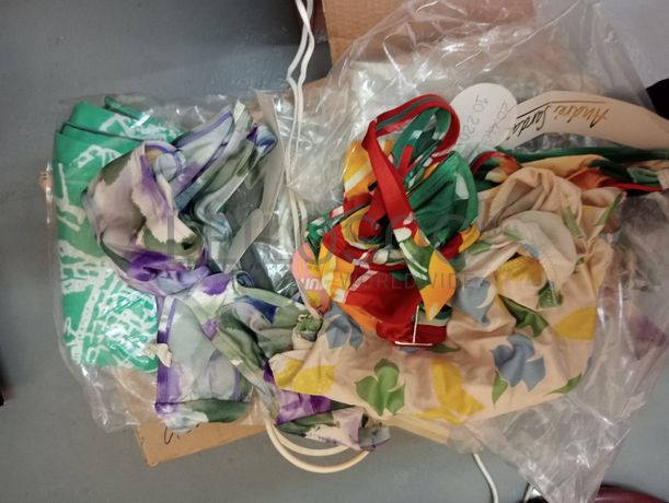 Produtos de Estética e Perfumaria · Bijuteria