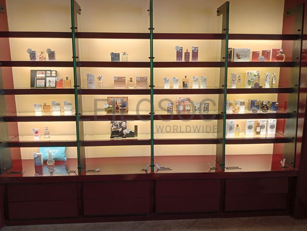 Produtos de Estética e Perfumaria · Bijuteria