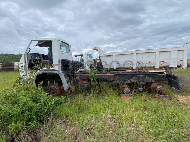 Camião Trator (Cavalo Mecânico)  VOLKSWAGEN 31-310 (4)