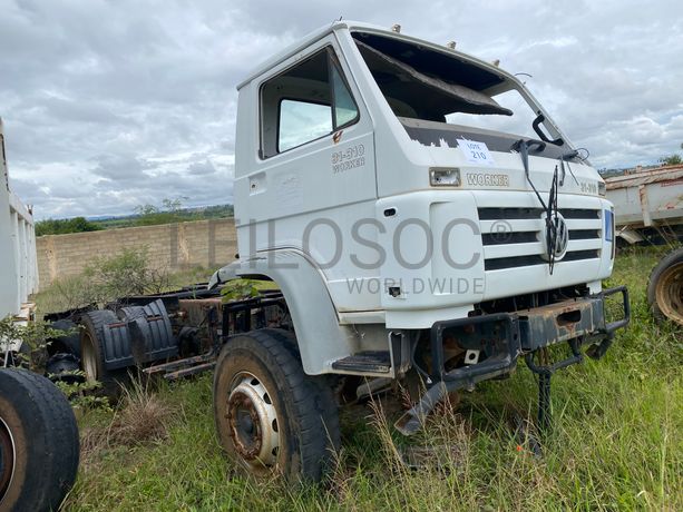 Camião Trator (Cavalo Mecânico)  VOLKSWAGEN 31-310 (4)