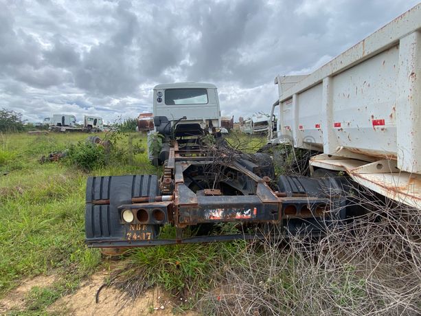 Camião Trator (Cavalo Mecânico)  VOLKSWAGEN 31-310 (4)