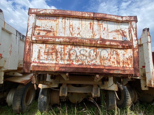Camião Lubrificação VOLKSWAGEN 31-310